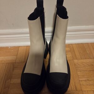 H&M Black and Cream Chelsea Boots NWT
